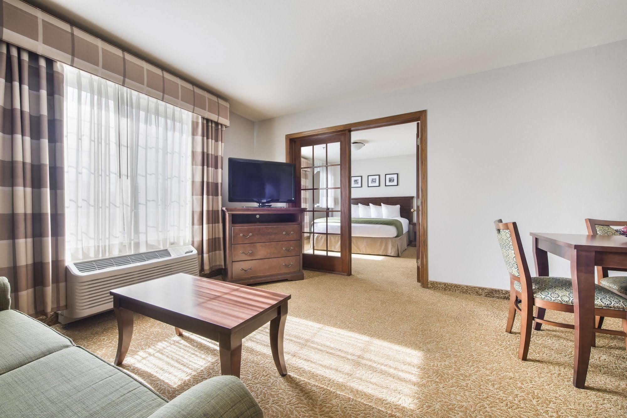 Country Inn & Suites By Radisson, Greeley, Co Εξωτερικό φωτογραφία